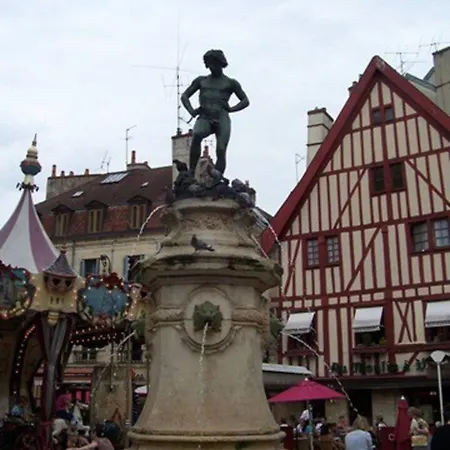 D'une Avec Wifi A * Dijon